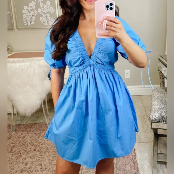 Abercrombie & Fitch Dresses & Skirts - Abercrombie Poplin Puff Sleeve Babydoll dress Medium